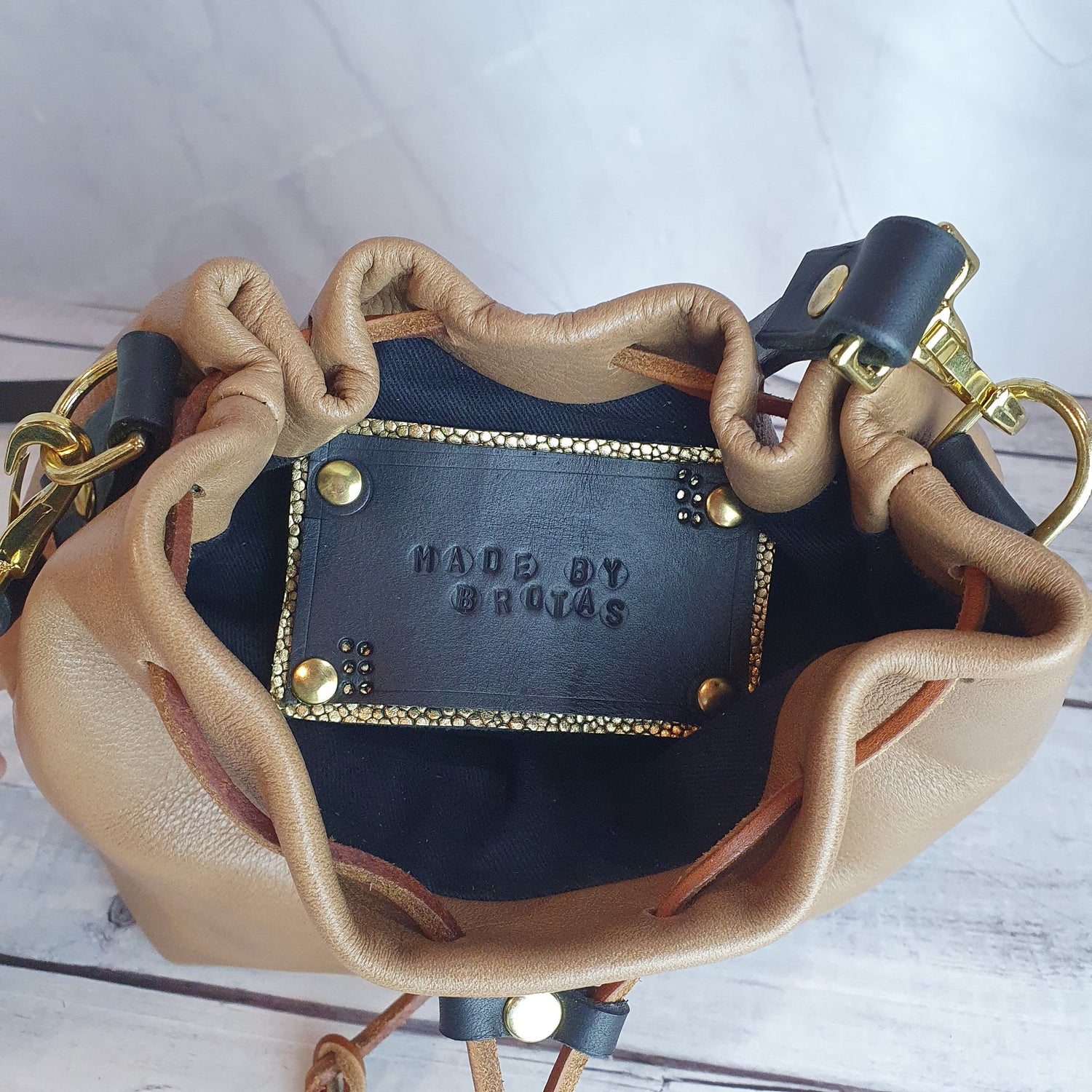 Hands of Tym Course 'Bag in a Day' Practical Leather Course Mini Bucket Bag