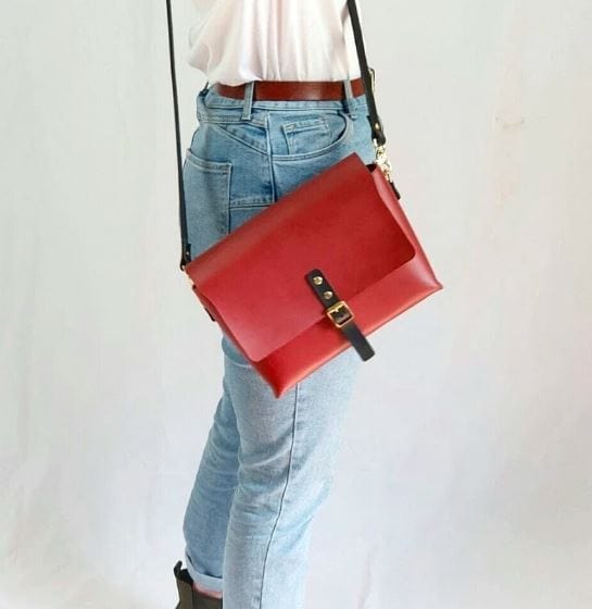 Hands of Tym Gift Card Bag in a Day (Practical Hand Stitching Leather Course - The Satchel) - £205 Hands of Tym Gift Cards