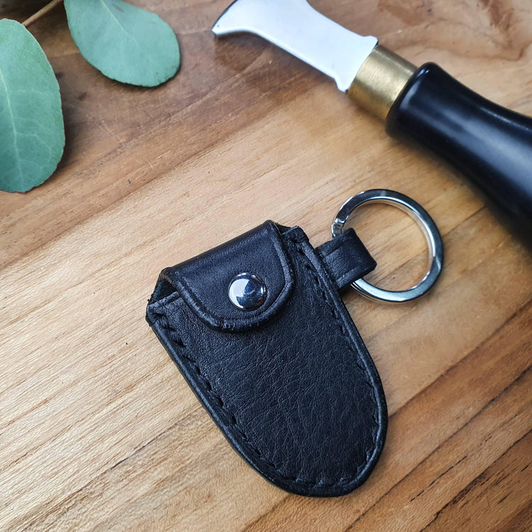 Hands of Tym 'Kevin' The Handmade Leather Safe Key Pouch Holder on Keyring