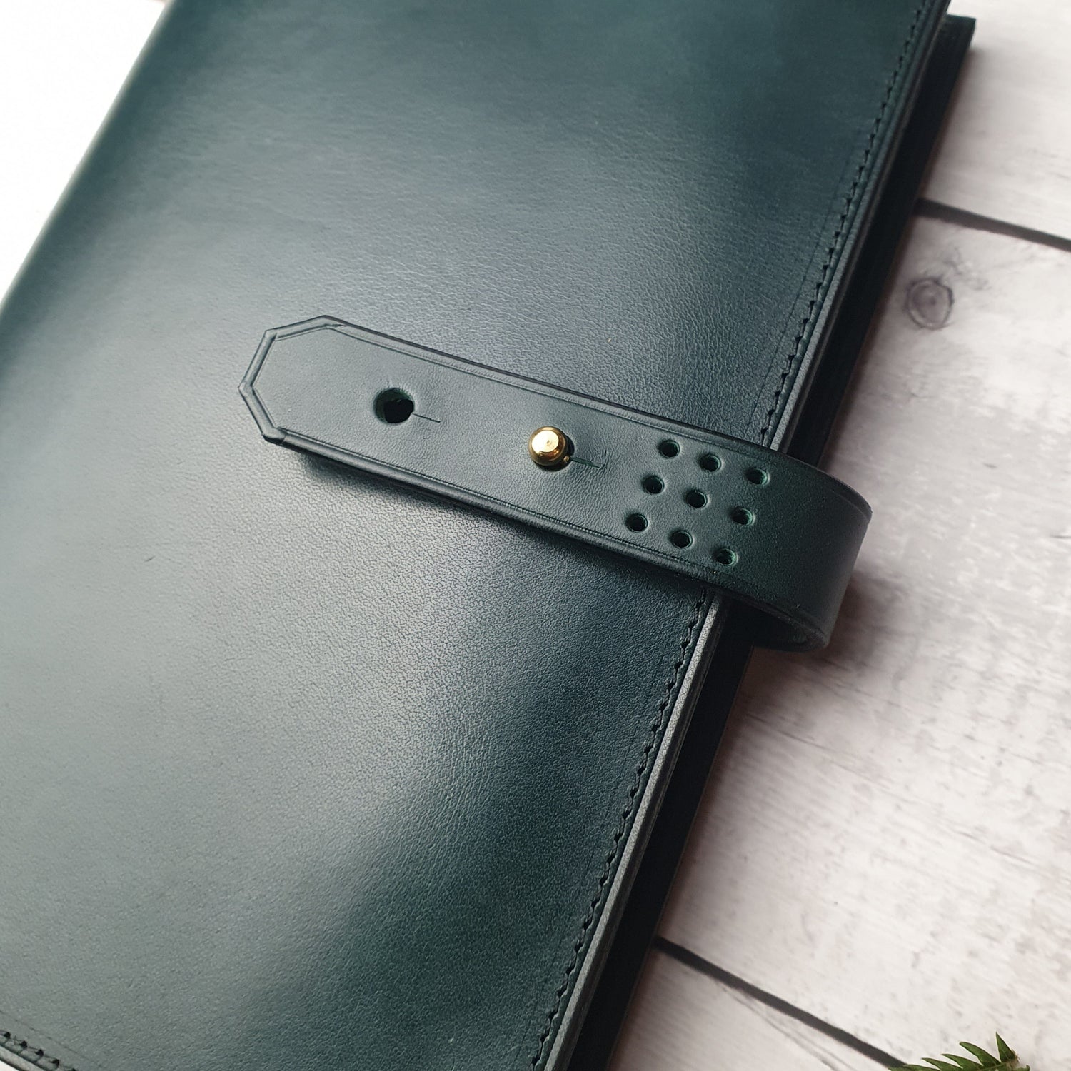 Hands of Tym Notebooks & Notepads 'Laurel' The Bespoke Handmade Luxury Leather Notebook / Diary A5 - Slim