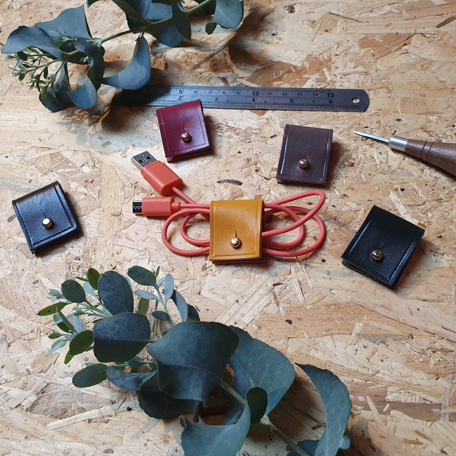 Hands of Tym 'Pod' The Personalised Handmade Leather cable tidy