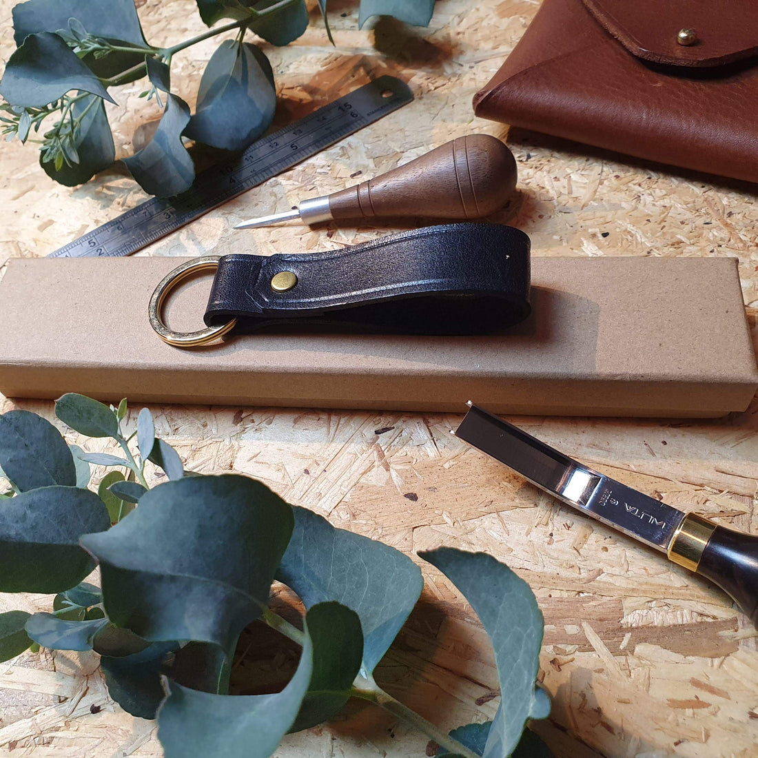 'Samara' The Personalised Handmade Leather Keyring – Hands of Tym