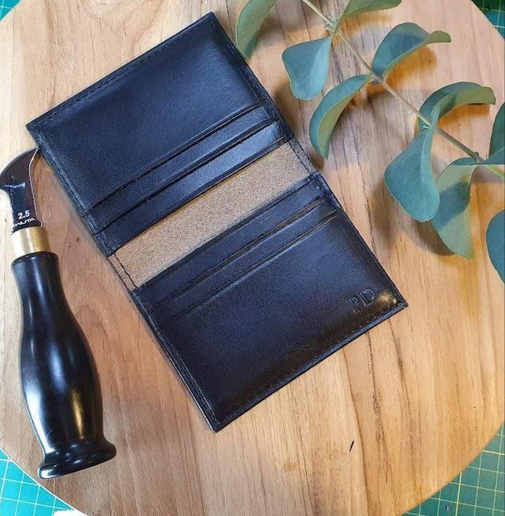 Hands of Tym SLG 'Larch Slim' Bespoke Handmade Leather Slim Card Wallet