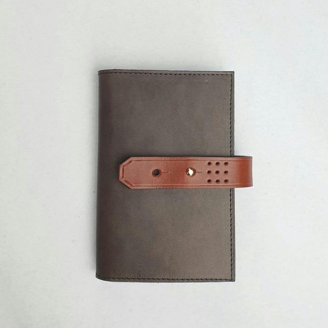 Hands of Tym stationery Mink Grey / Tan with Gold stud / Ruled 'Laurel' The Bespoke Handmade Luxury Leather Notebook / Diary A6