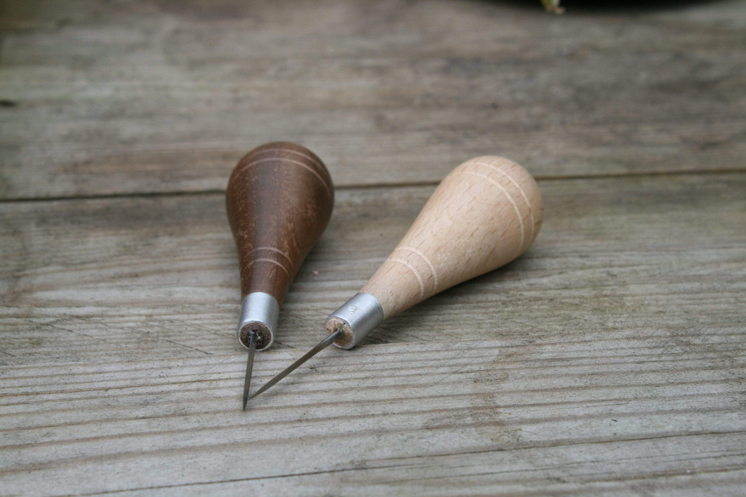 Hands of Tym Tools and Supplies British handmade diamond tipped stitching awl for leather craft