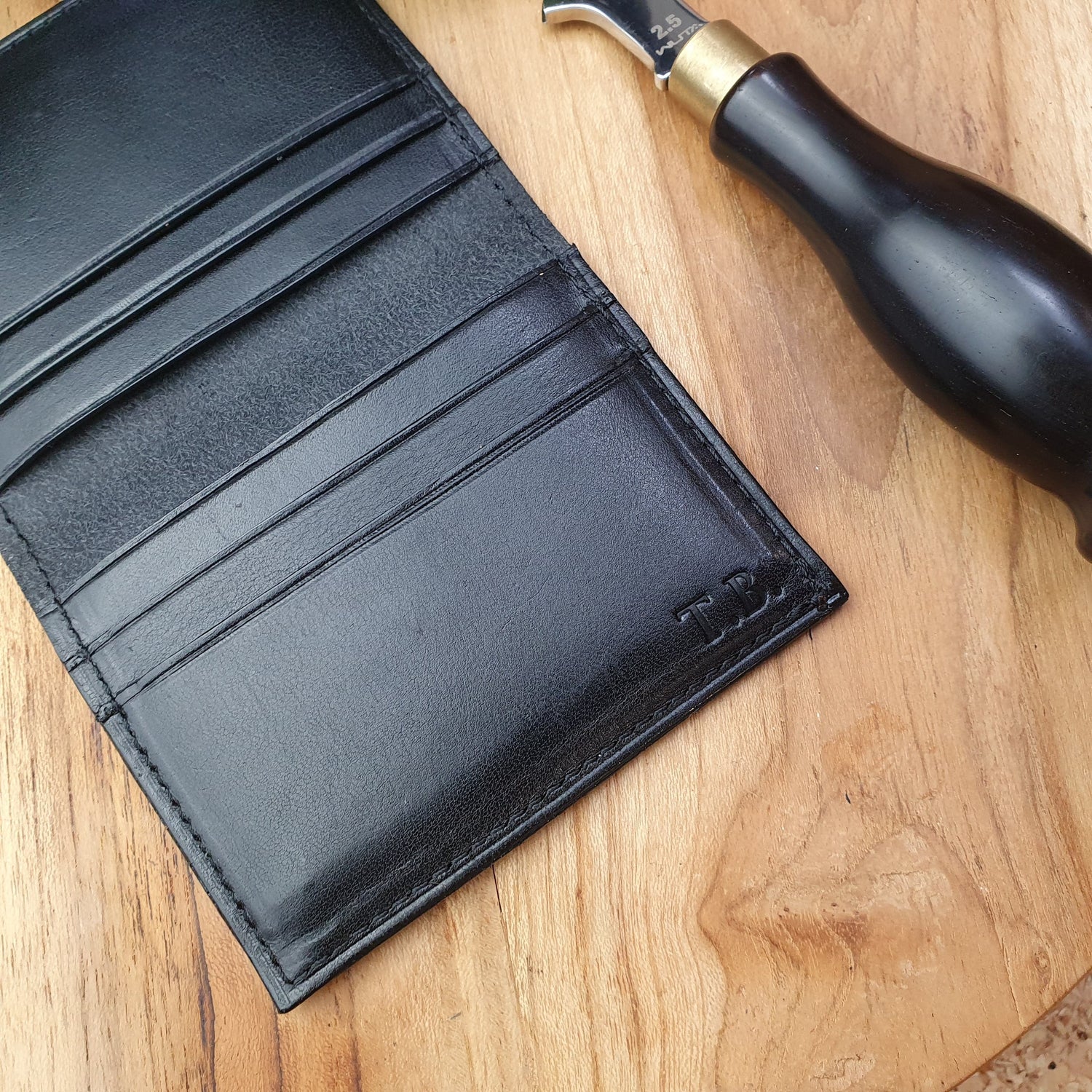 Hands of Tym Wallets & Money Clips 'Larch Slim' Bespoke Handmade Leather Slim Card Wallet
